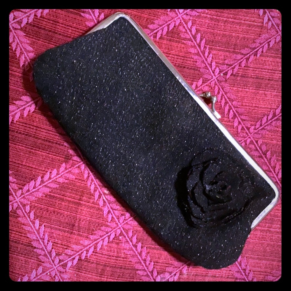 EUC Old Navy blk sparkly clutch w/flower accent